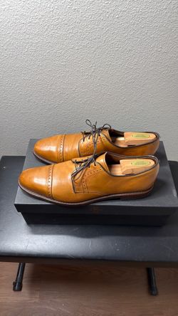 Allen Edmonds Dress Shoes - Clifton in walnut, size 10B