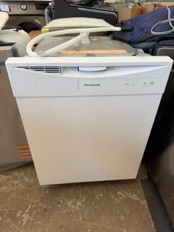 Frigidaire Dishwasher