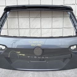2018-2024 VOLKSWAGEN TIGUAN LIFTGATE TAILGATE HATCH SHELL PANEL OEM USED #5725