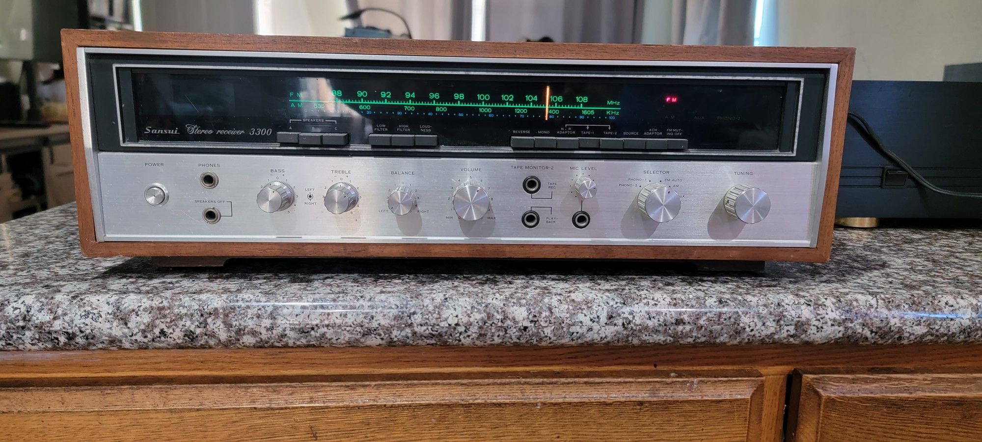 Sansui 3300