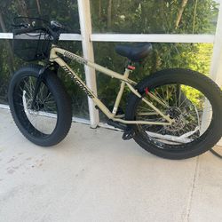 Mongoose Men’s Malus 26” In Fat Tire Bike
