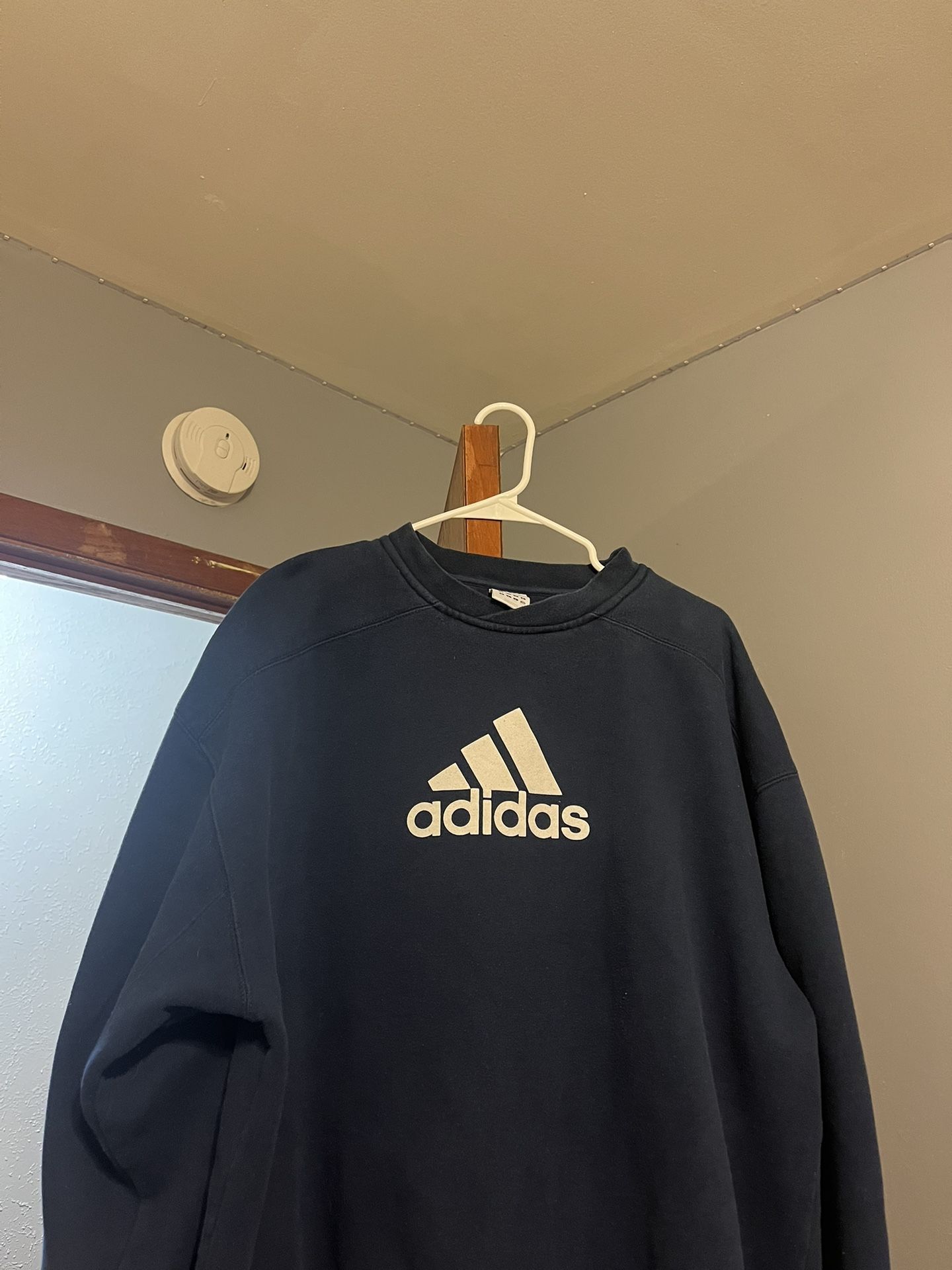 Adidas sweater