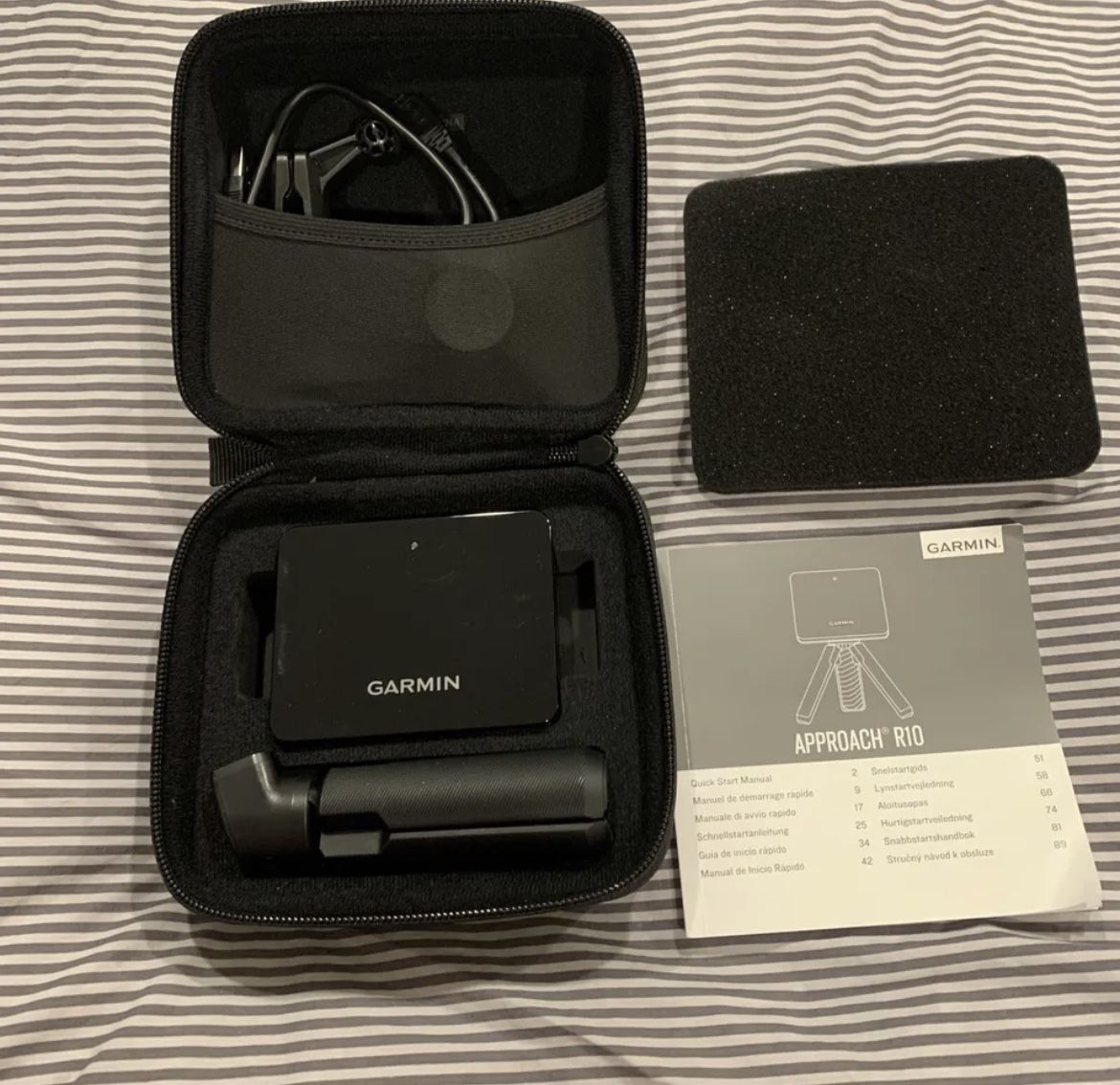 Garmin Approach R10 Portable golf launch monitor