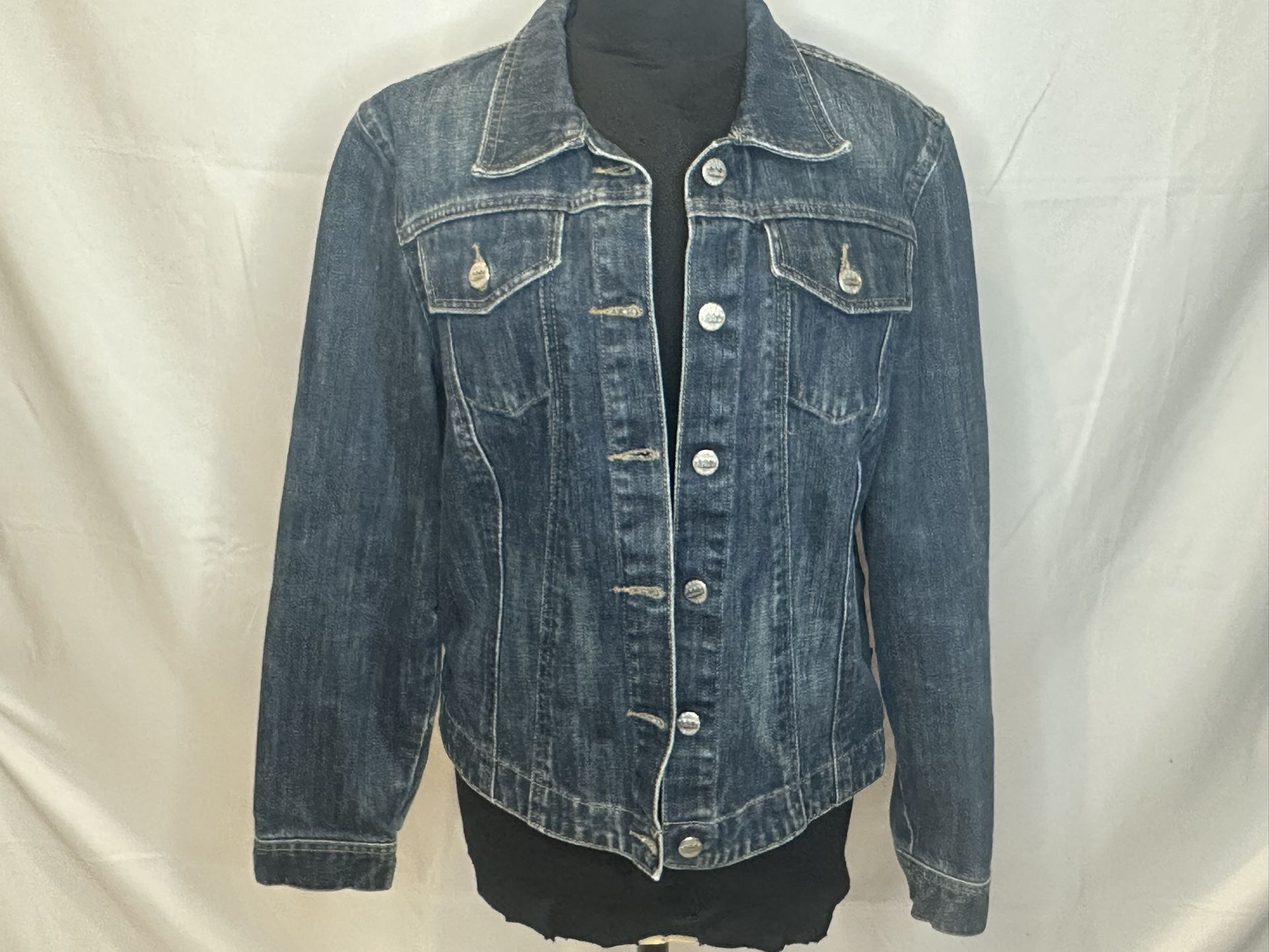 Women’s jean jacket