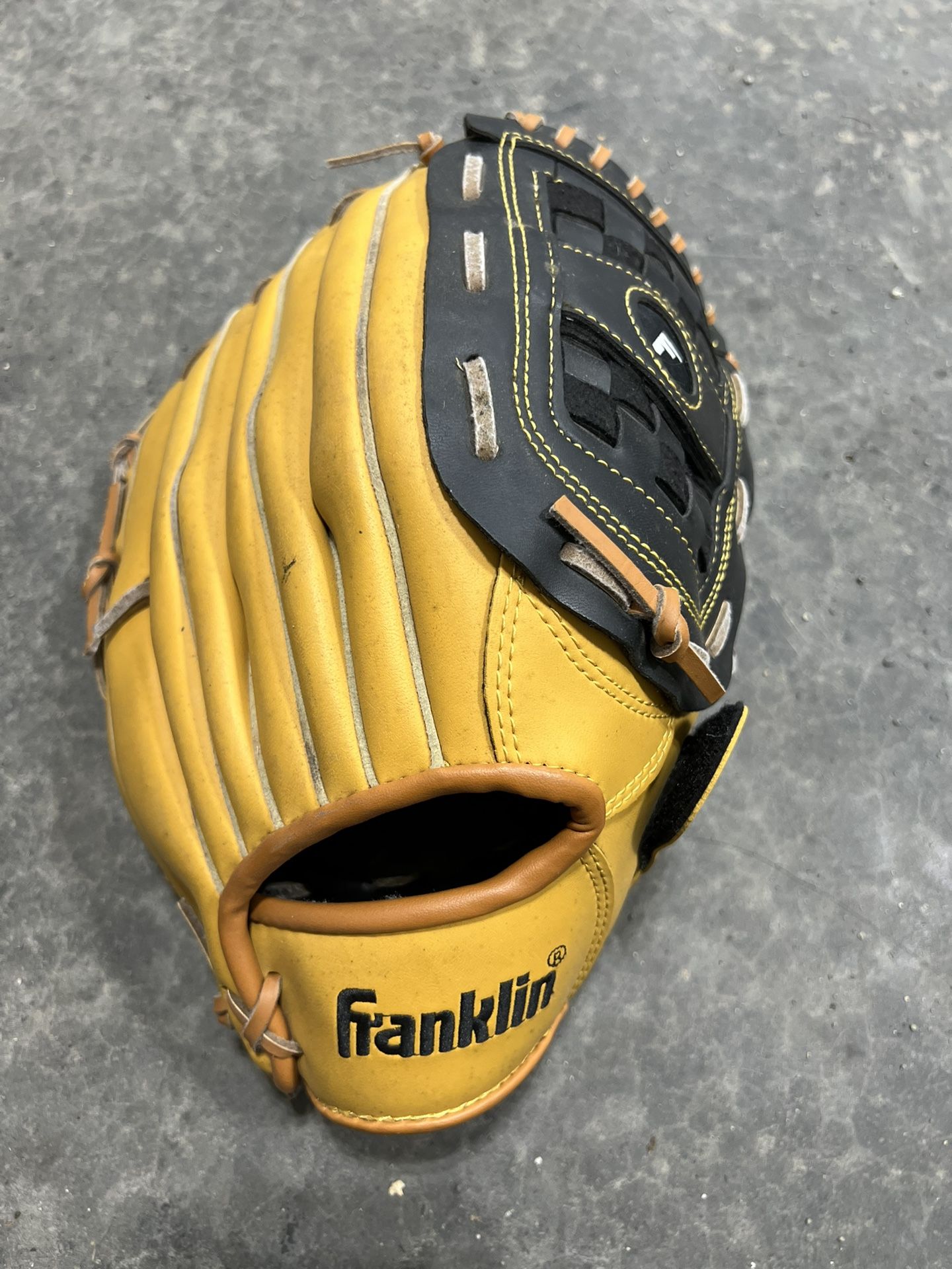 softball glove