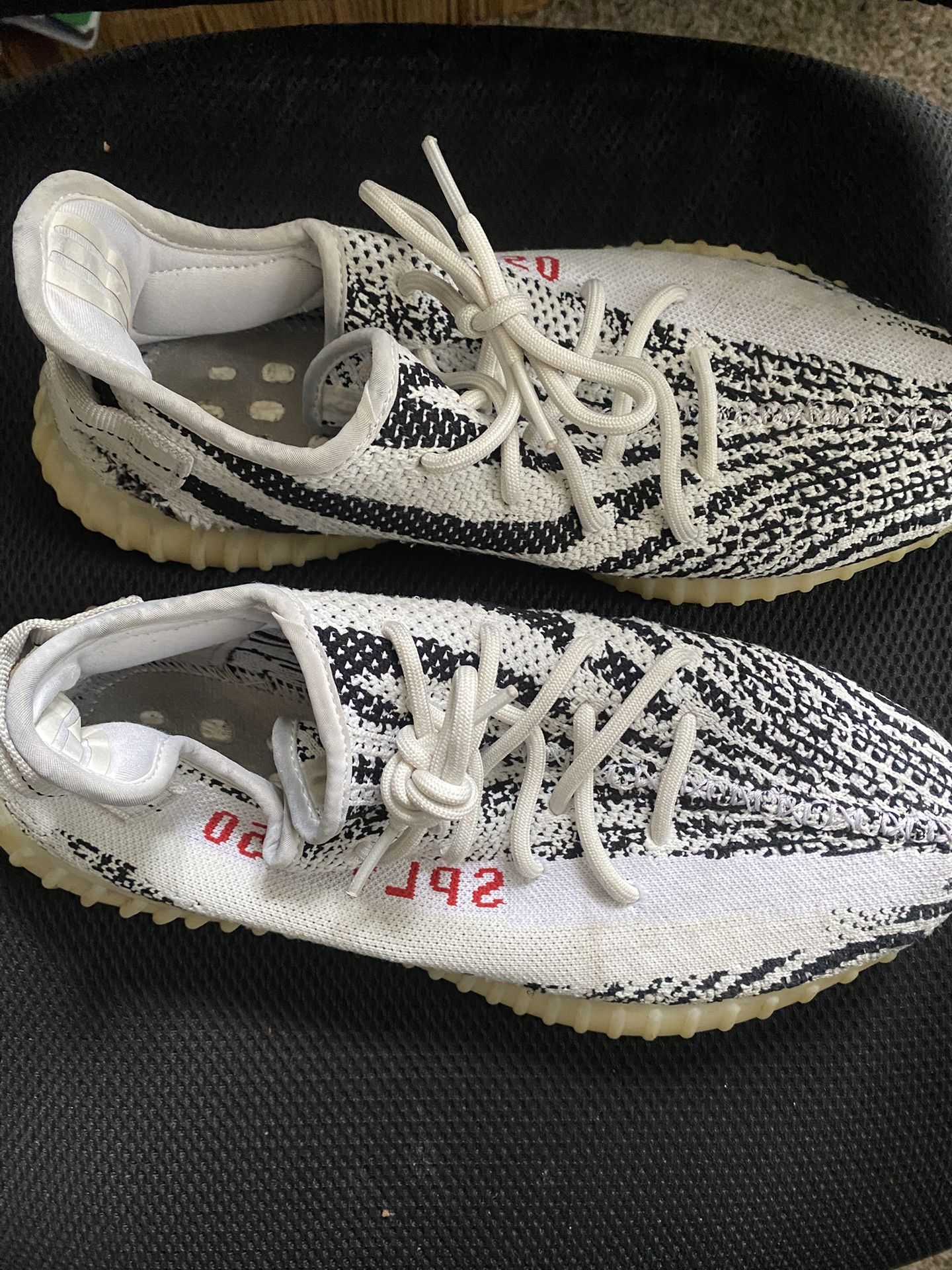 Yeezy Boost 350 V2 
