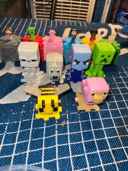 Minecraft Mini Figures Lot of 12