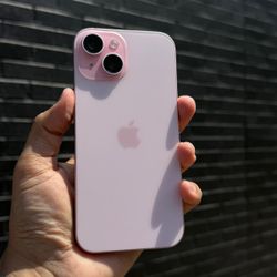 iPhone 15 128GB unlocked Physical sim + eSIM