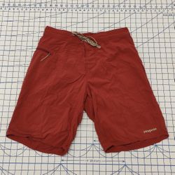 Patagonia Shorts 32 Red