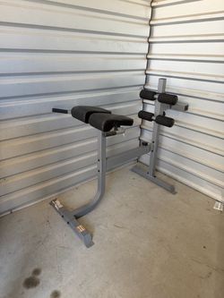 Cap barbell strength Roman chair