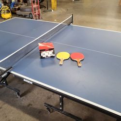 JOOLA PING PONG TABLE