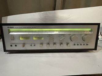 Yamaha 840 Receiver