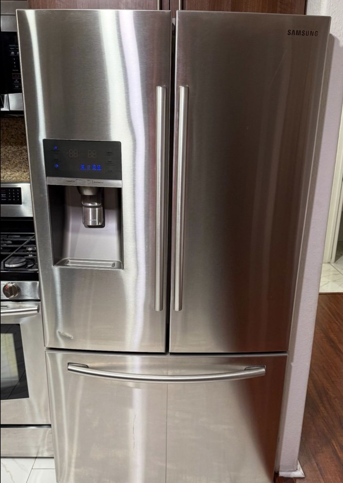 Samgsung Refrigerator