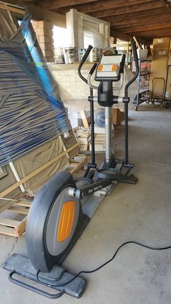 Real sofisticate walking machine like new