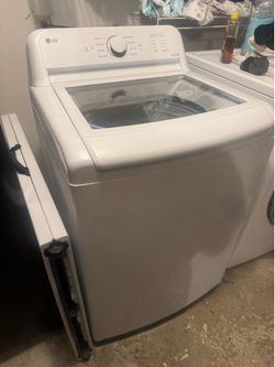 Lg Washer 4.1 Top load retails 899