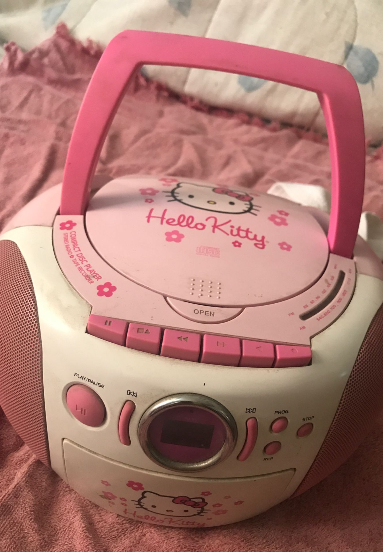 Hello Kitty Compact Disk Player