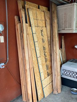 Free Wood Paneling and 2x4s Available NOW