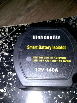 Smart battery isolator