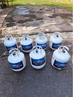 Full propane tanks