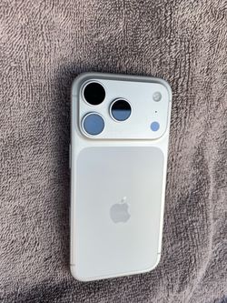 iPhone 17 Pro {{256GB}}