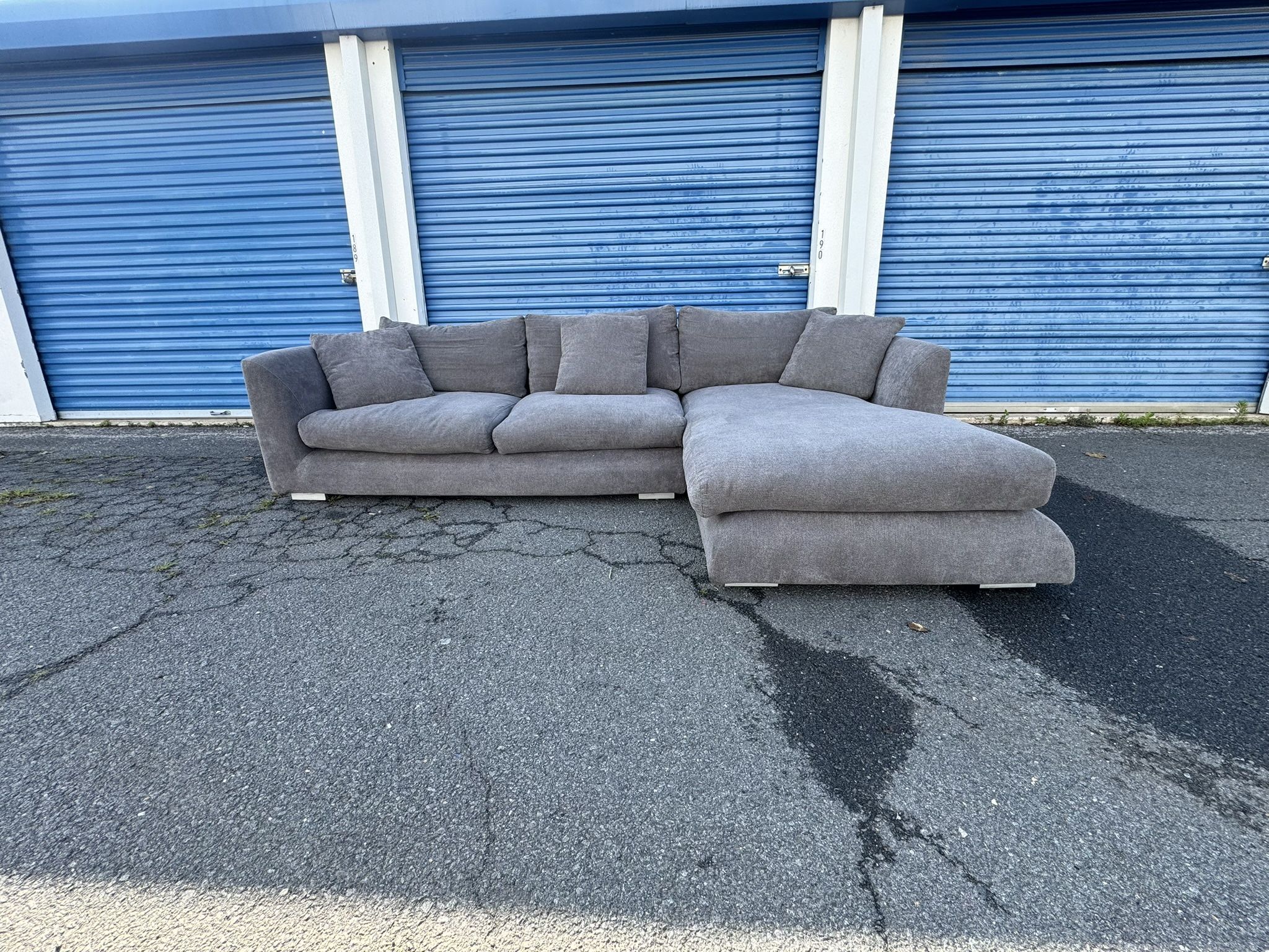Mario Capasa sectional DELIVERY AVAILABLE! 🚚