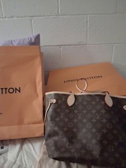LOUIS VUITTON PURSE