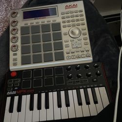 Studio Equipment / High Quality Mic, Akai Mpc Beat Machine With Akai Mpc Mini Piano 