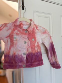 The Children’s Place tie dyed Jean jacket, in shades of coral and wine