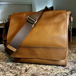 AUTHENTIC COACH  HOUSTON MESSENGER MAP BAG 