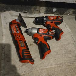 MILWAUKEE M12 3 PCS KIT