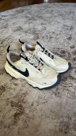 Nike TC 7900 Beach Off Noir size 8 used good