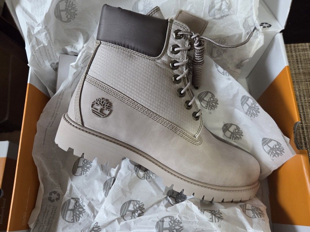 🔥MEN'S TIMBERLAND BOOTS SIZES 8 & 9 BOTH NEW W/BOX, LIGHT BEIGE💲150 EACH  TAKES THEM🔥