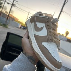 WOMEN’S NIKE DUNK LOW NEXT NATURE SHEER LACES