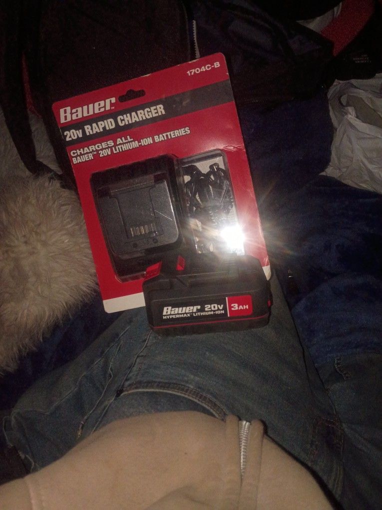 Bauer 20v Lithium Battery/Charger