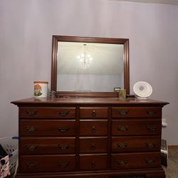 Solid Oak Dresser With Mirror 