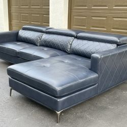 Couch/Sofa Sectional - Faux Leather - Delivery Available 🚛