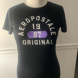 Black Aeropostale Tee Size Large