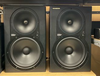 Mackie HR824mk2