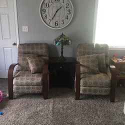 2 Armchairs And 4 Pillows 