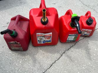 Free gas conteiners. Dont need.