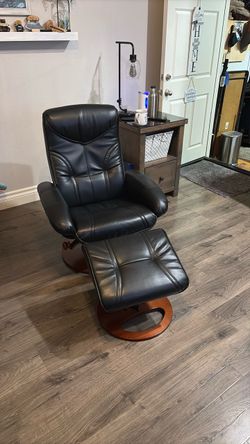 Leather Benchmaster stressless swivel recliner