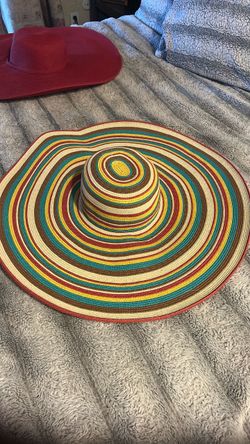 2 Big Hat