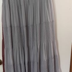 pleated skirt