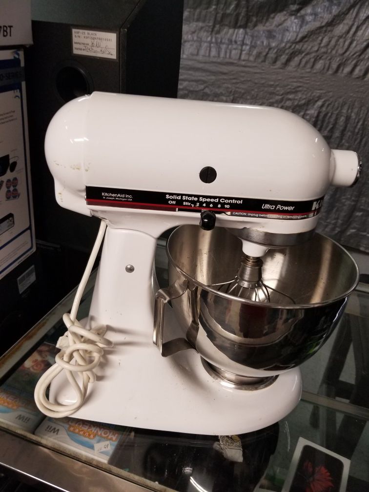 Kitchen aid ultra power mixer model ksm90 for Sale in Indianapolis, IN