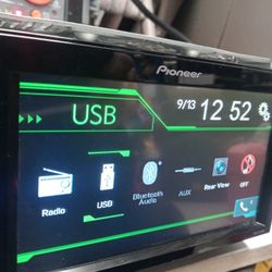 Esterio De Pantalla. Pioneer Usv Bluetooth Radio Auxiliar