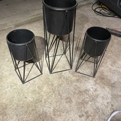 Plant Stands 