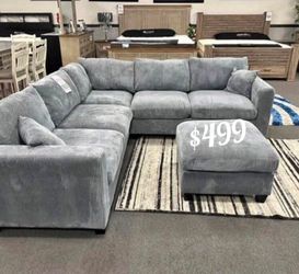 Sectional  sofa with ottoman
