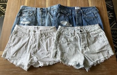 Women’s juniors Shorts Size 26 RSQ Levi’s Like New 