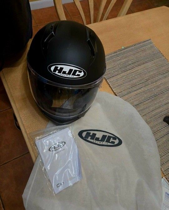 HJC Motorbike Helmet (Never USED)
