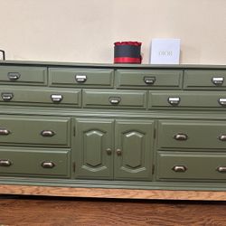 Vintage Green Dresser